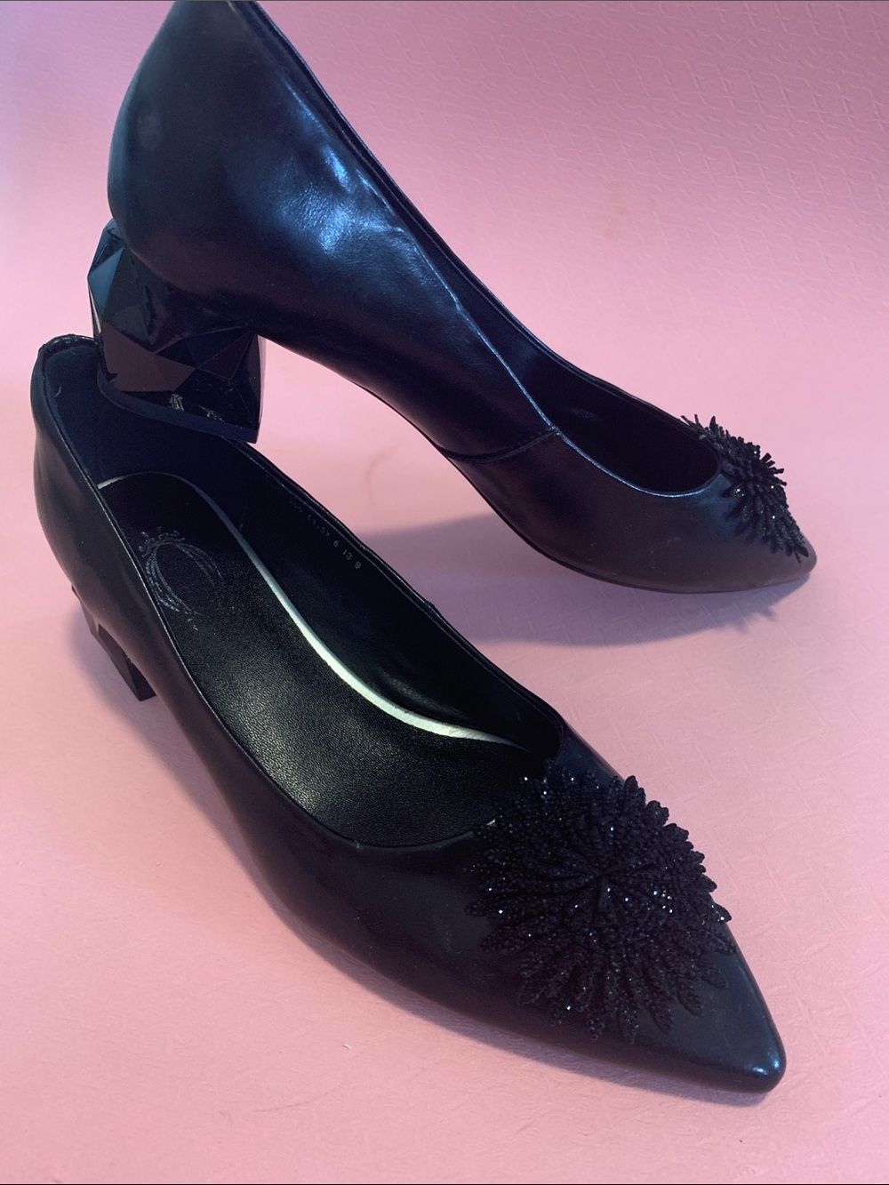 Vero Cuoio Black Pointed-Toe Pump with Beaded Floral Accent